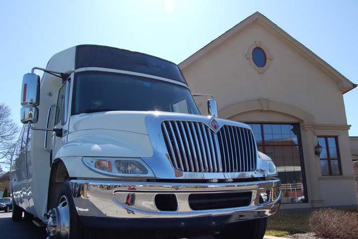 Party Bus Hendersonville, NC 